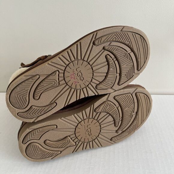 UGG Chestnut Becket waterproof Boots size 6 Fur lined Shearling Boots leather - Picture 6 of 15